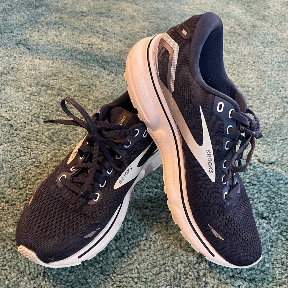 Brooks Ghost Navy Blue Women’s Size 8 w Dr Scholl Insert